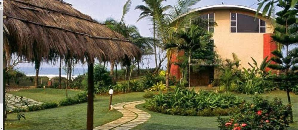 The Beach House Goa بيناوليم المظهر الخارجي الصورة